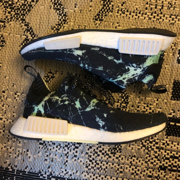 nmd r1 marble primeknit